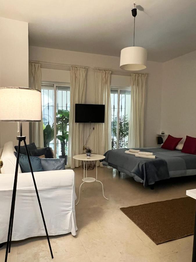 Estudio Suite San Vicente - Aloha Sevilla Bagian luar foto