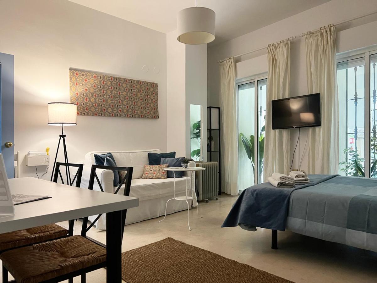 Estudio Suite San Vicente - Aloha Sevilla Bagian luar foto