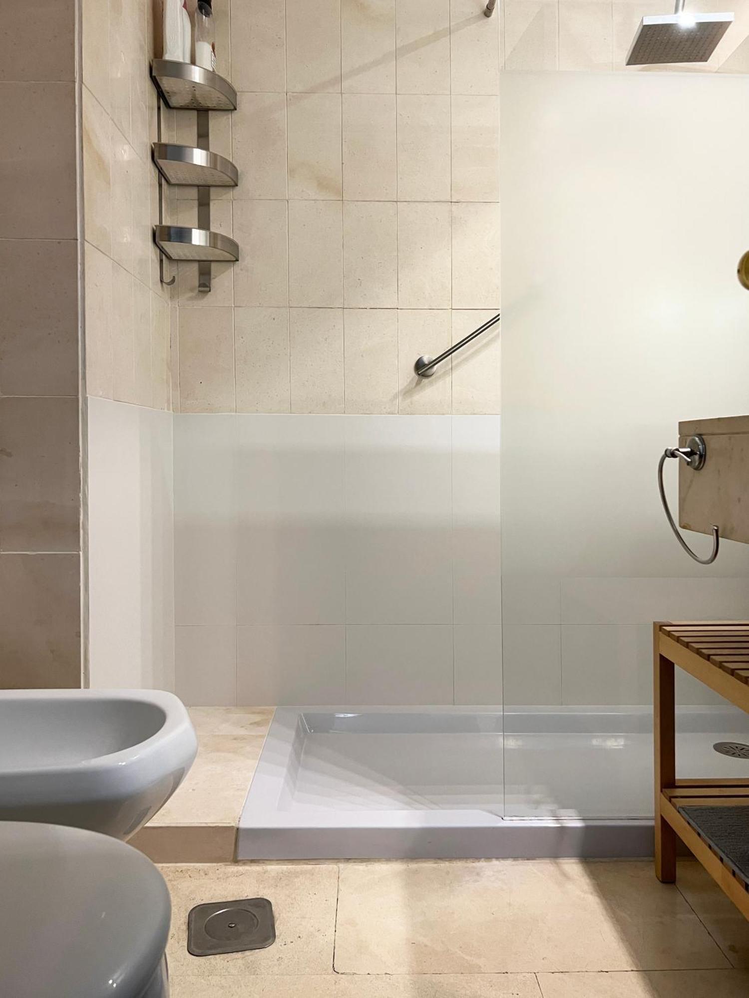 Estudio Suite San Vicente - Aloha Sevilla Bagian luar foto